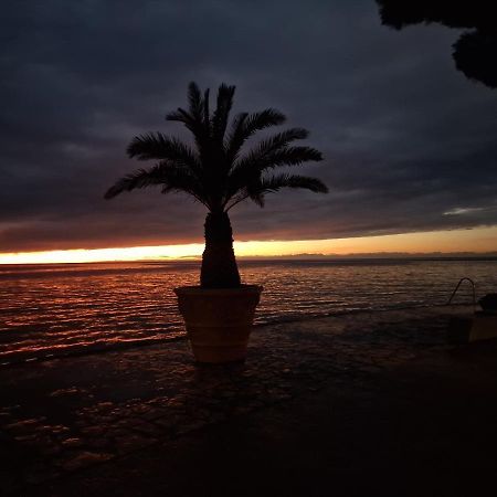 Apartma Sinitus Izola Luaran gambar