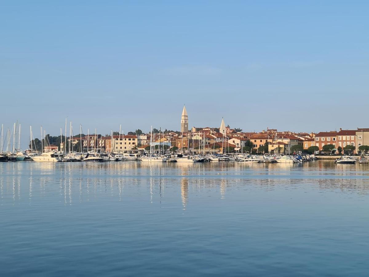 Apartma Sinitus Izola Luaran gambar
