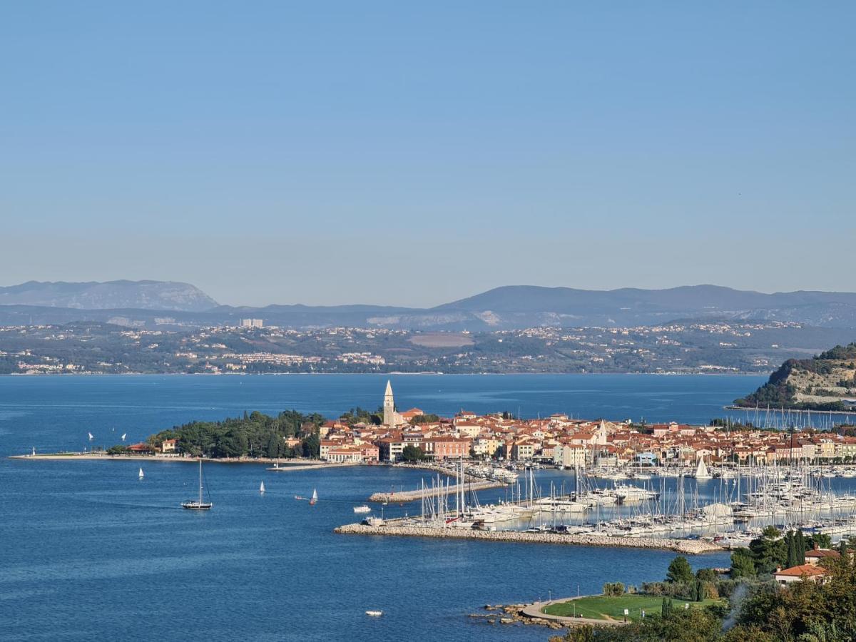Apartma Sinitus Izola Luaran gambar