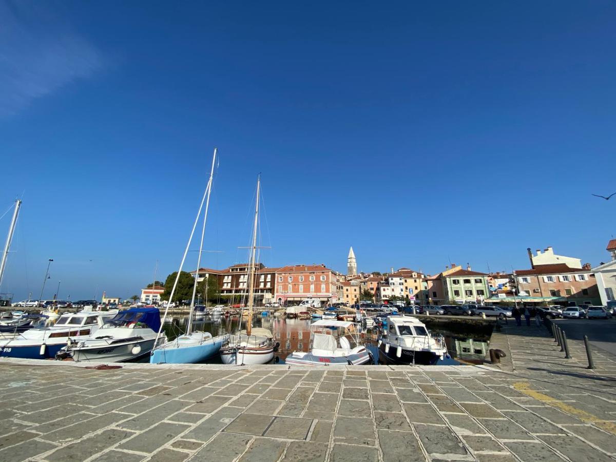 Apartma Sinitus Izola Luaran gambar