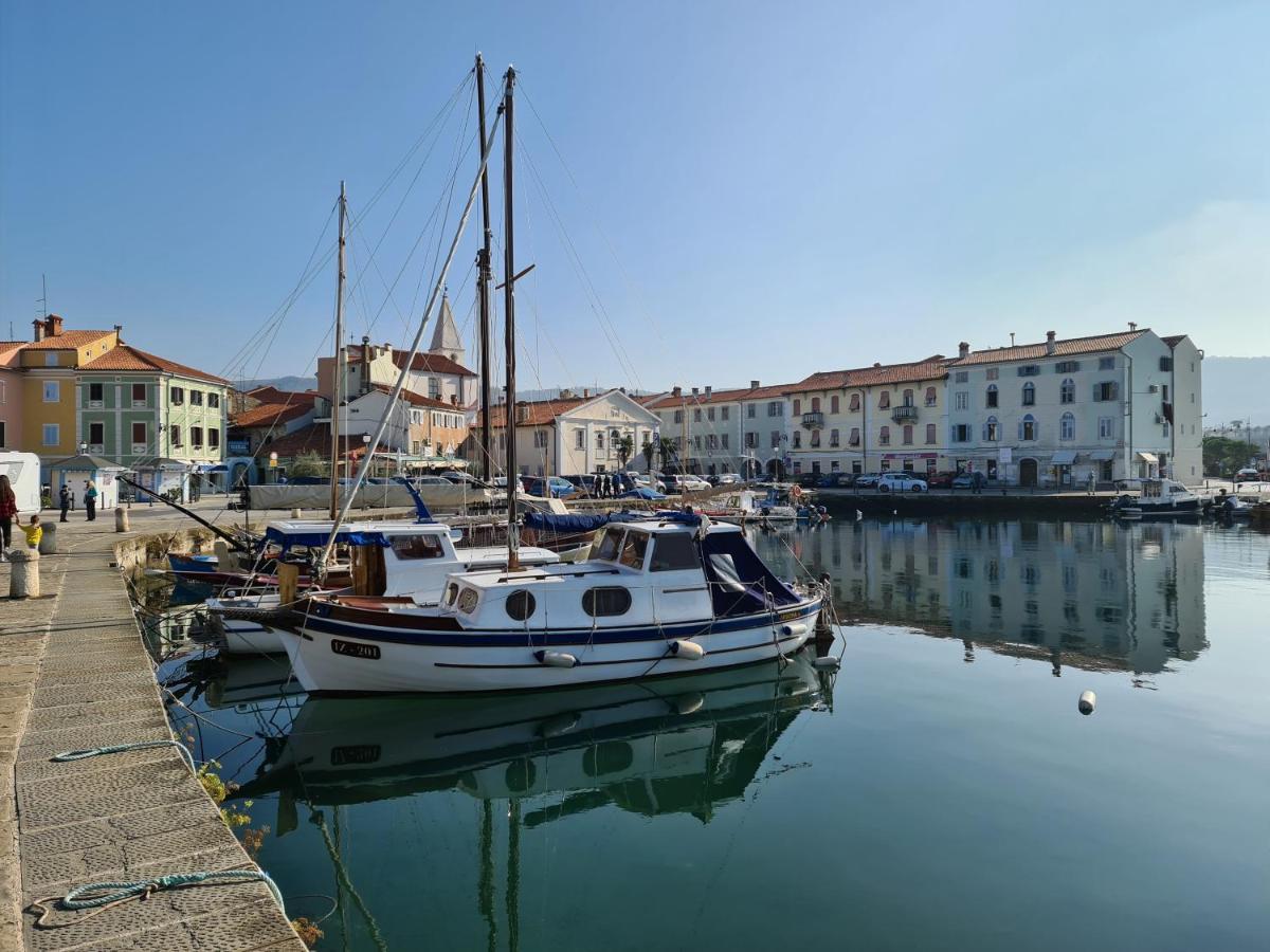 Apartma Sinitus Izola Luaran gambar