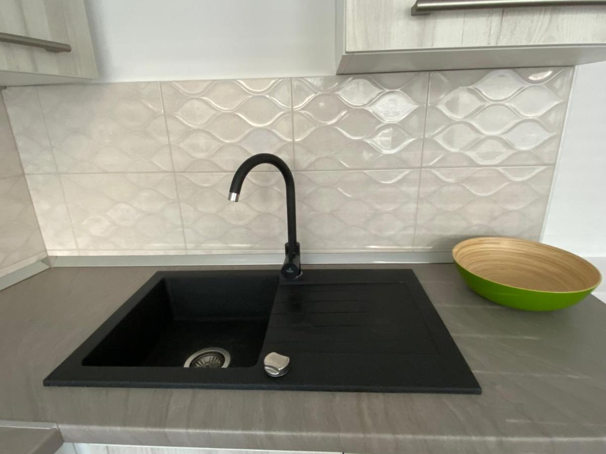 Apartma Sinitus Izola Luaran gambar