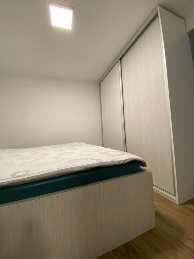 Apartma Sinitus Izola Luaran gambar